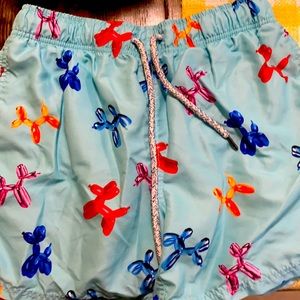 Men’s swimming trunks